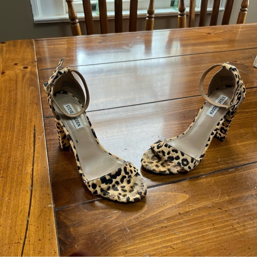 Steve Madden Carrson Leopard Print Calf Hair Block Heel Sandals - Size 9